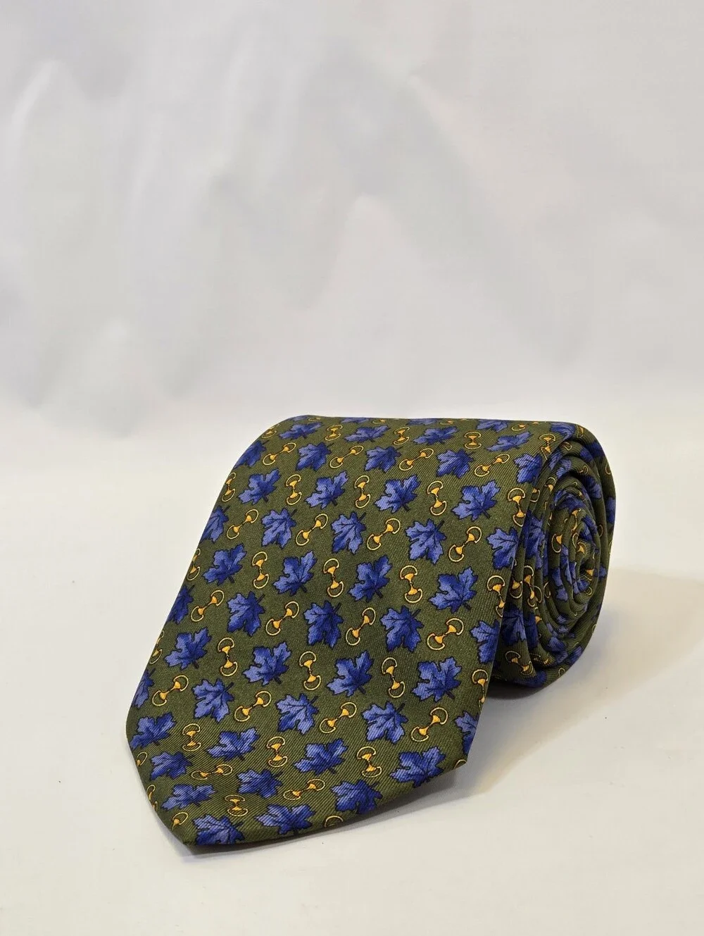 Roxy Italy 100% Silk Blue Maple Leaf Horse Bit Tie